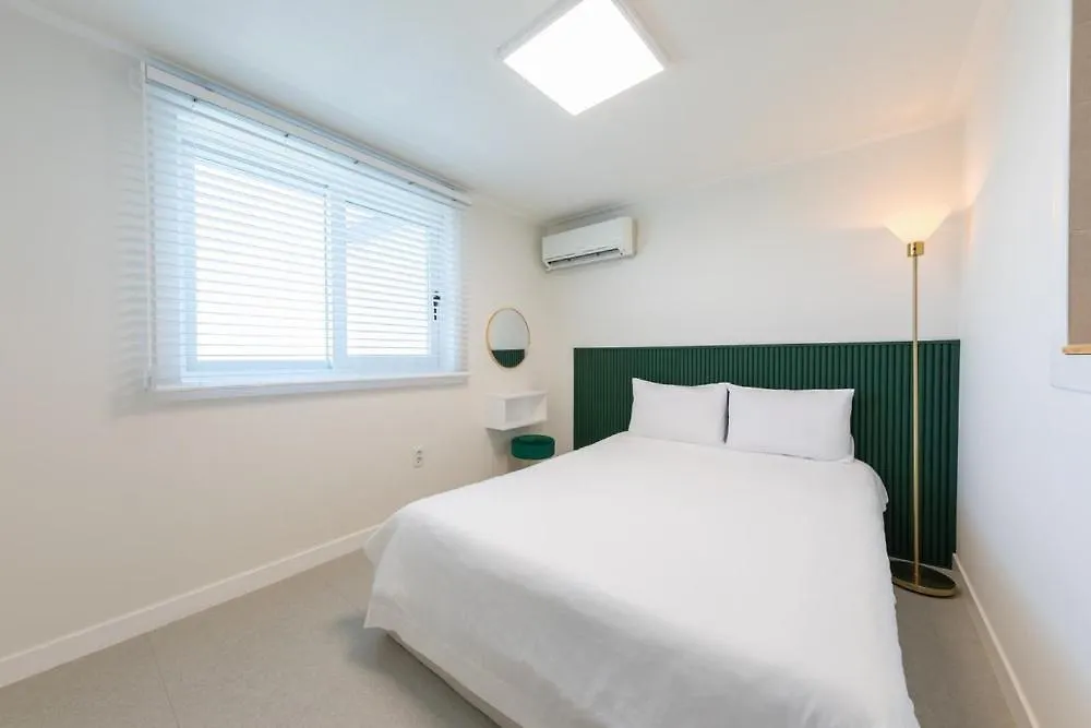 Gyeongju Insta Spa Pension Spa, Individual Bbq