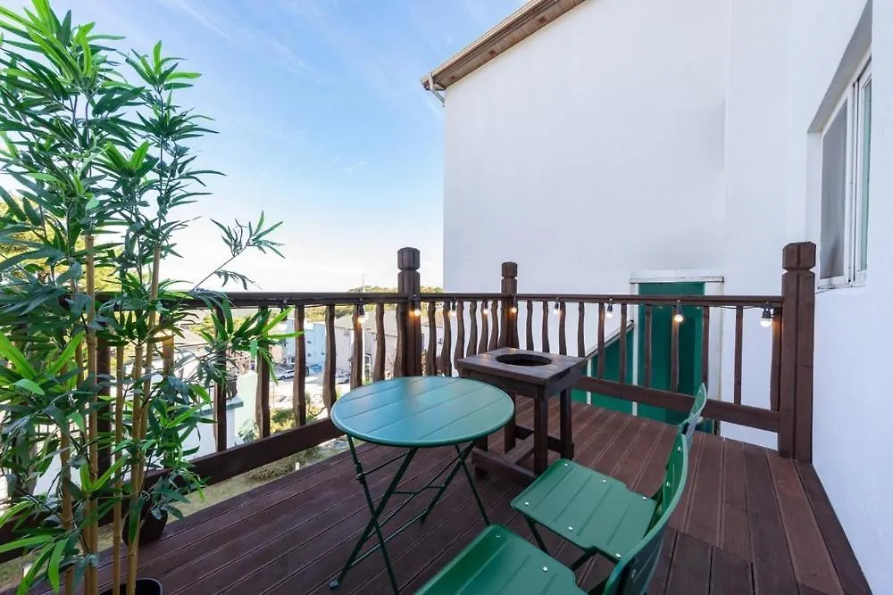 Gyeongju Insta Spa Pension Spa, Individual Bbq Penzion